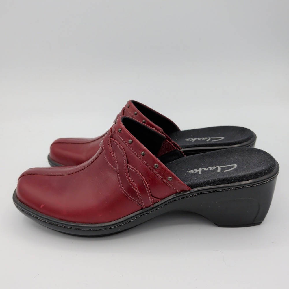 Clarks Womens 6.5M Burgundy Leather Studded Braided Mules Clogs 71568 Brazil - Picture 2 of 8